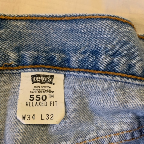 Vintage Levi’s 550 made in USA jeans in a size 34/32 - Picture 5 of 13